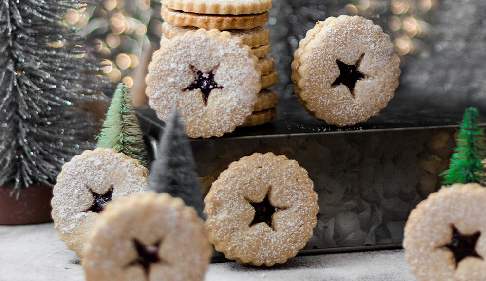 Photo of Raspberry Linzer Cookie
